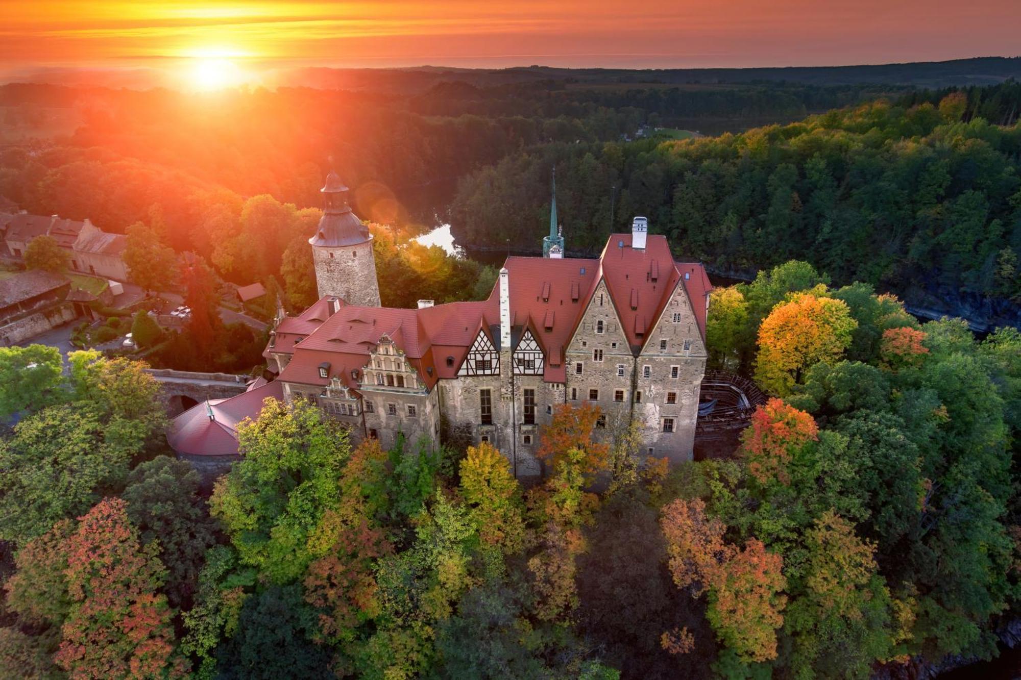 Zamek Czocha Aparthotel Lesna Bagian luar foto