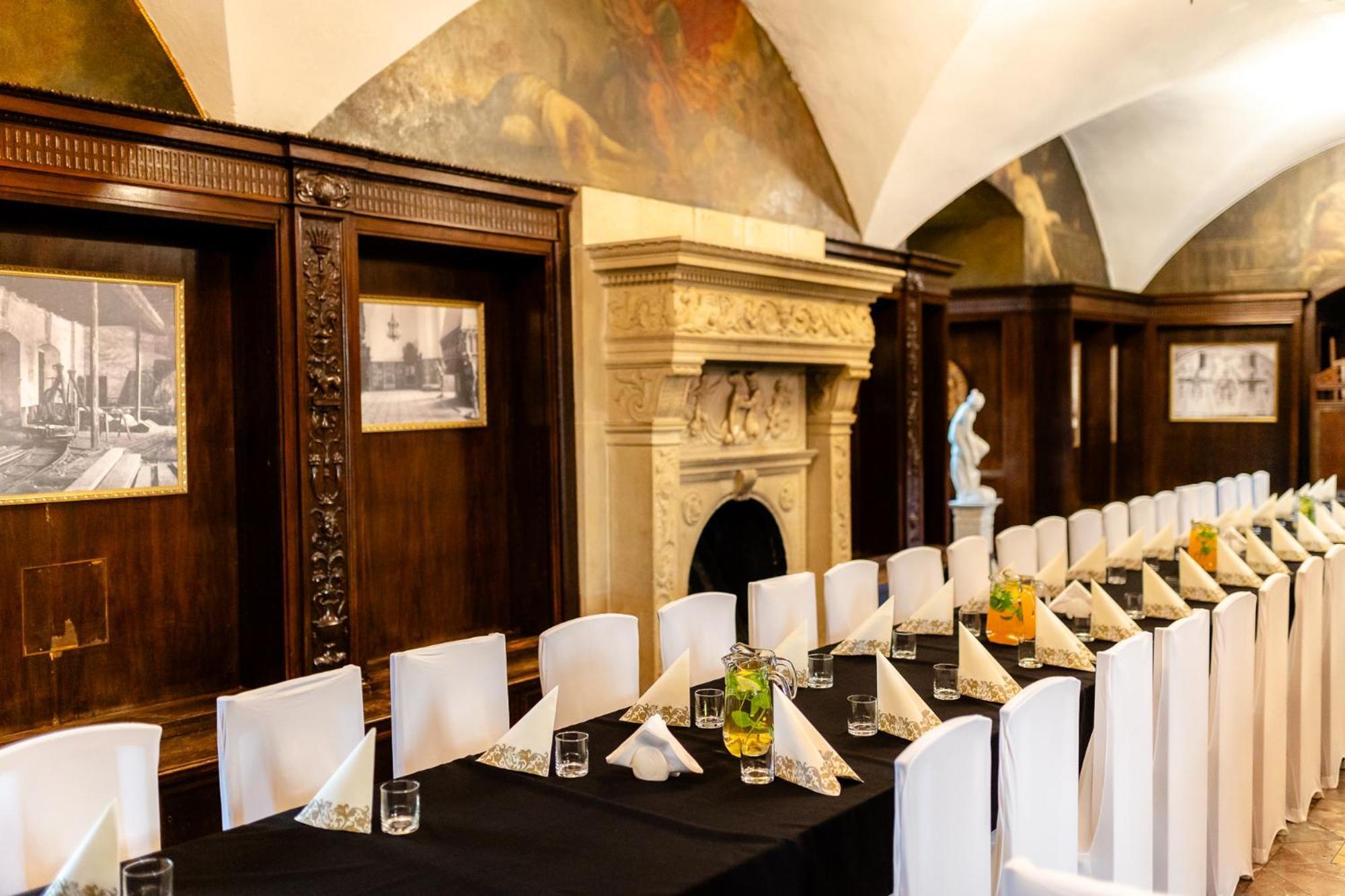 Zamek Czocha Aparthotel Lesna Bagian luar foto