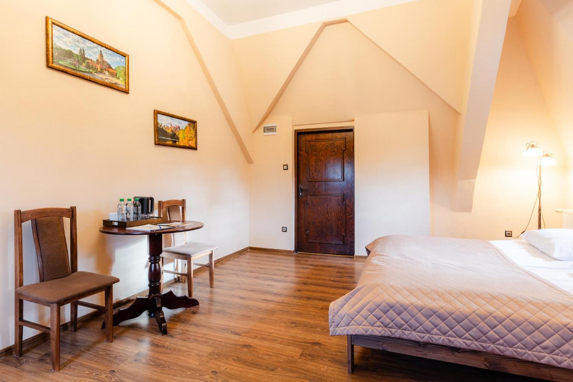 Zamek Czocha Aparthotel Lesna Bagian luar foto